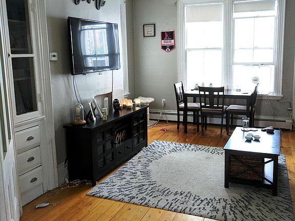 Living Room / Dining Area