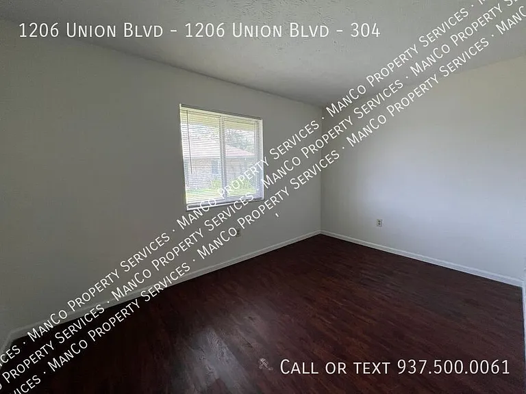 1206 Union Blvd #304 — Photo 9