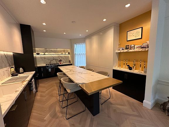 3rd image of 36 Parnassus Ave