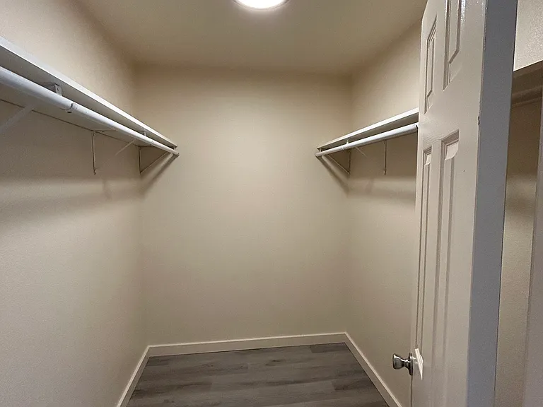 Washington Park Apartments — Photo 30