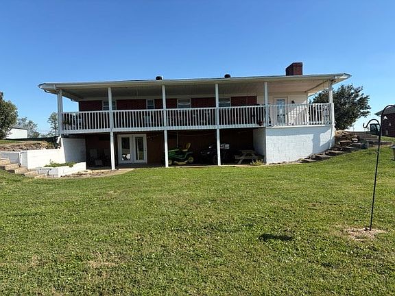 3rd image of 1578 Sunset Rd