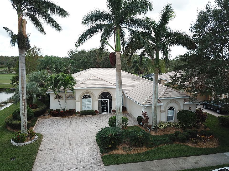 1st image of 10417 Curry Palm Ln