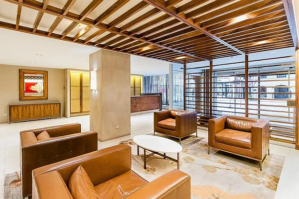 Sold by Level Group | media 23