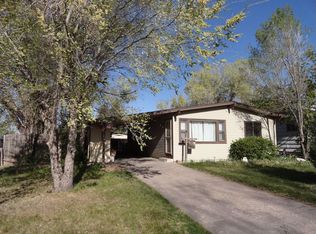 914 Hillcrest Rd, Cheyenne, WY 82001