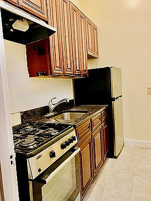 1st image of 300 E 38th St APT A