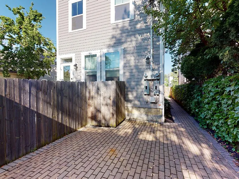 1097 Oregon Ave #A — Photo 53