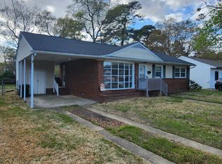 305 Lynnhaven Dr, Hampton, VA 23666