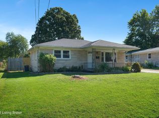 5809 Robinhood Ln, Louisville, KY