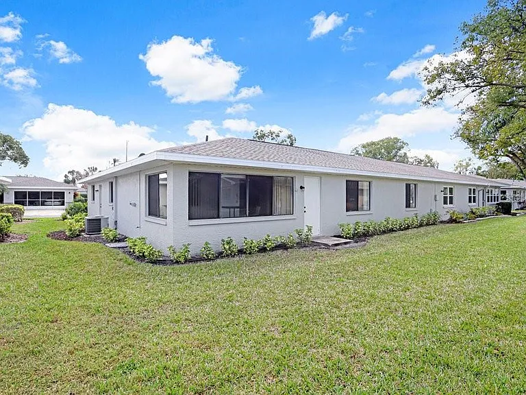 1409 Ingram Dr — Photo 23