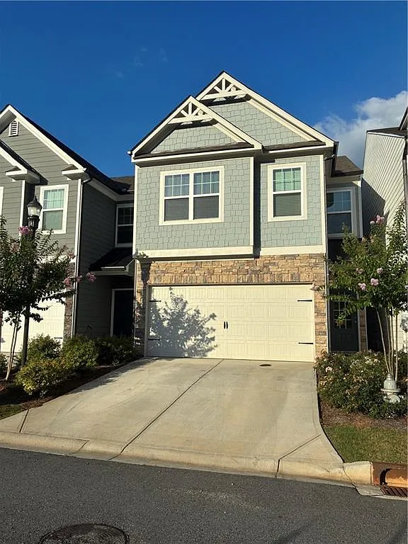 3 bed, 2.5 bath, 1761 sqft, $2,270 — Photo 1