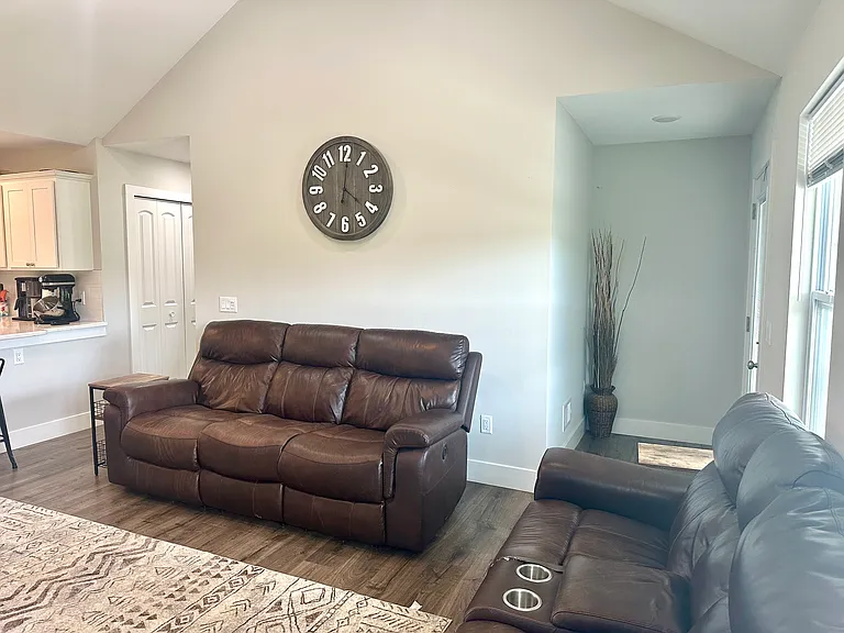 4727 Basin St — Photo 9