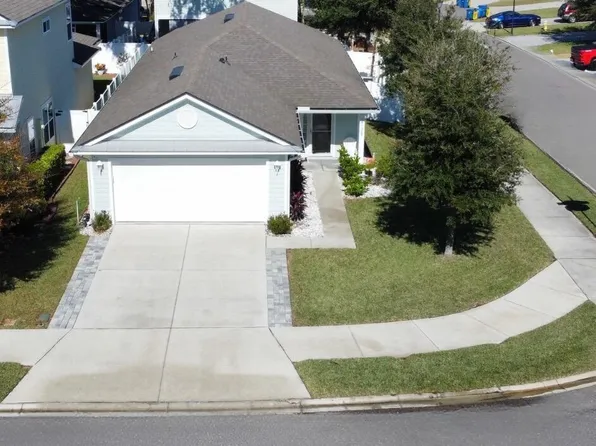 2135 FAIRWAY VILLAS Drive, Jacksonville, FL 32233