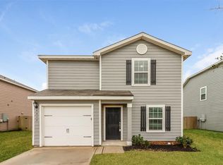 8015 Distant Harbor Rd, Cove, TX 77523