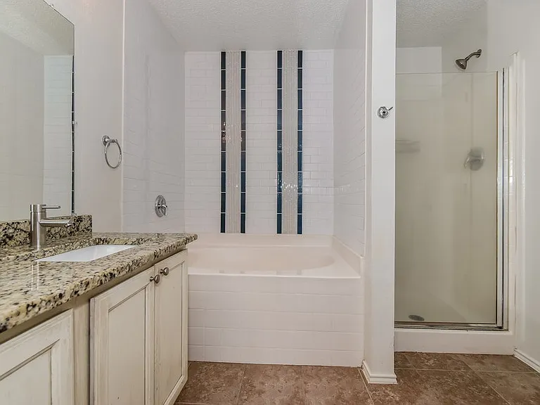 1476 Hickory Creek Ln — Photo 11
