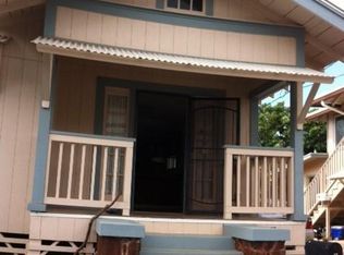 1244B Ekaha Ave #B, Honolulu, HI 96816