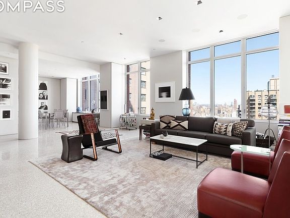 5th image of 15 W 63rd St APT 28A