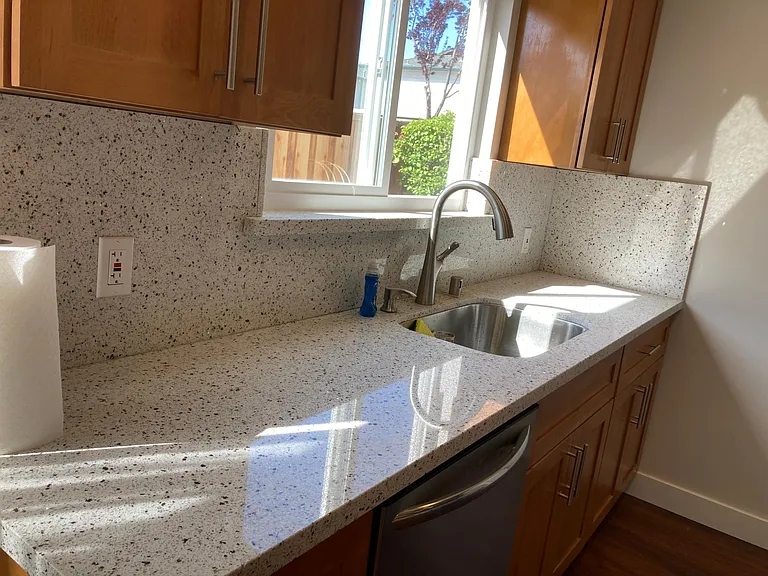 1691 Ontario Dr #3 — Photo 16