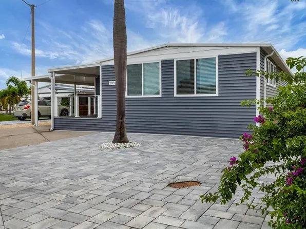 2009 Iowa Ave, Bradenton, FL 34207