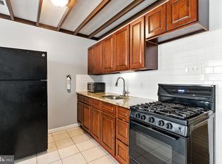 708 S Randolph St #2F, Philadelphia, PA 19147