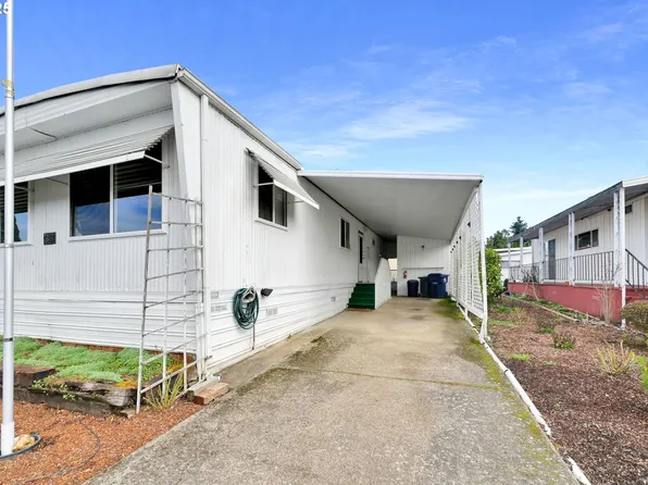 1800 Lakewood Ct Space 33, Eugene, OR 97402