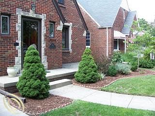 2nd image of 743 N Rosevere Ave