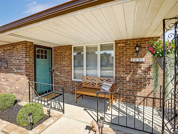 4th image of 3030 Bradford Dr Unit 52