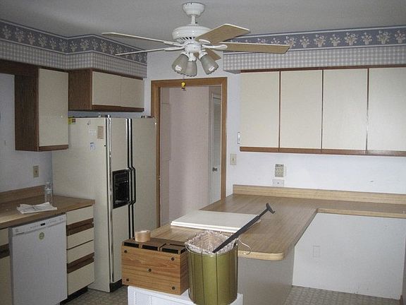 2nd image of 4708 Ashley Dr
