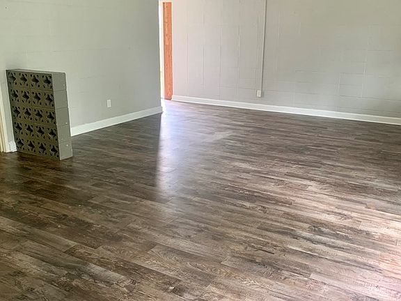 2nd image of 2420 Clarke Dr