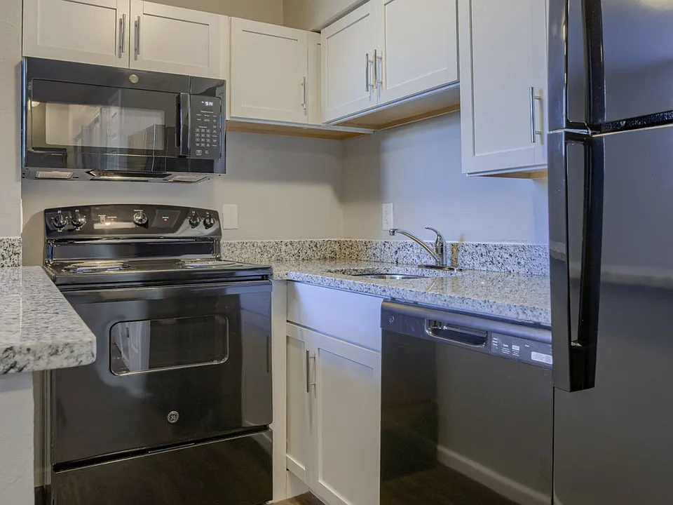 210 S 24th St #103