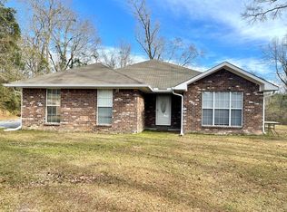 24 Kelley Rd, Laurel, MS 39443