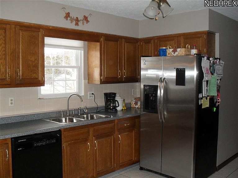 1st image of 3424 Woodstock Ln
