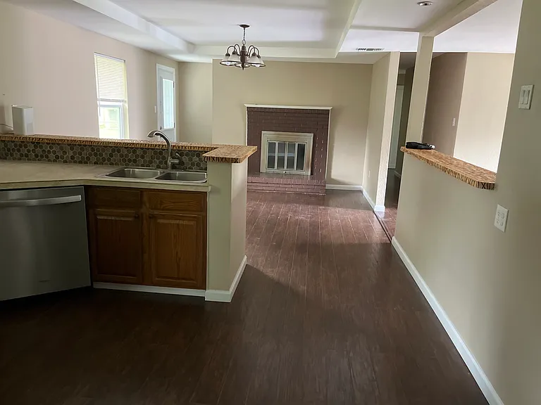 509 E Mesquite St — Photo 9