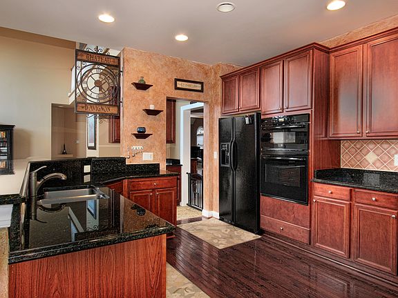 5th image of 15714 Spyglass Dr