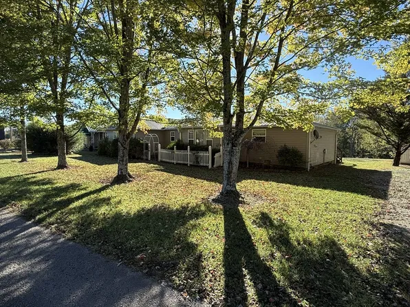 318 Walker Rd, Smithville, TN 37166