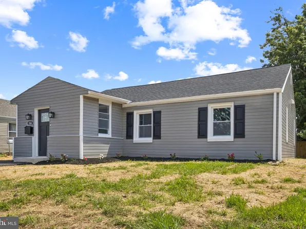 208 Keiser Pl, New Castle, DE 19720