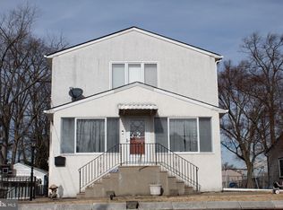 39 2nd Ave, Mount Ephraim, NJ 08059