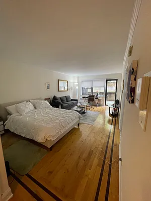 Rented by JMG Properties | media 7