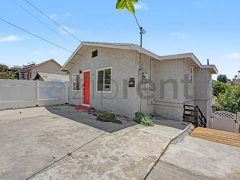 522 S Concord St — Photo 3