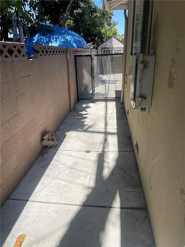 1 bed, 700 sqft, $2,150 — Photo 2