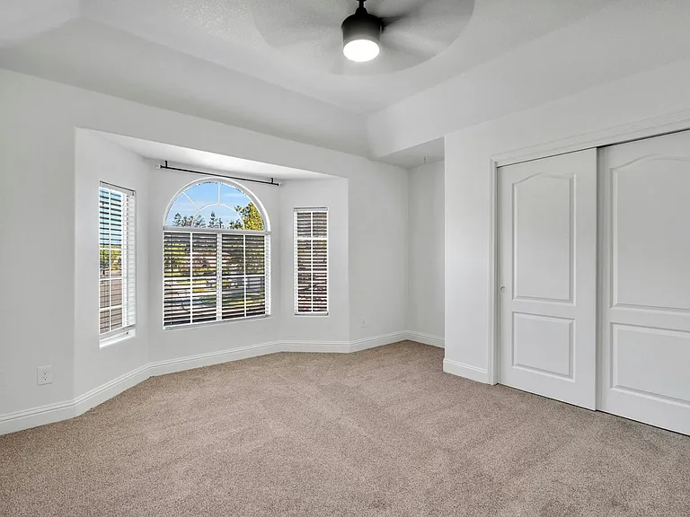 Upstairs Bedroom 2