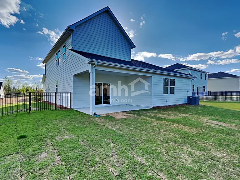 248 Willow Ln — Photo 32
