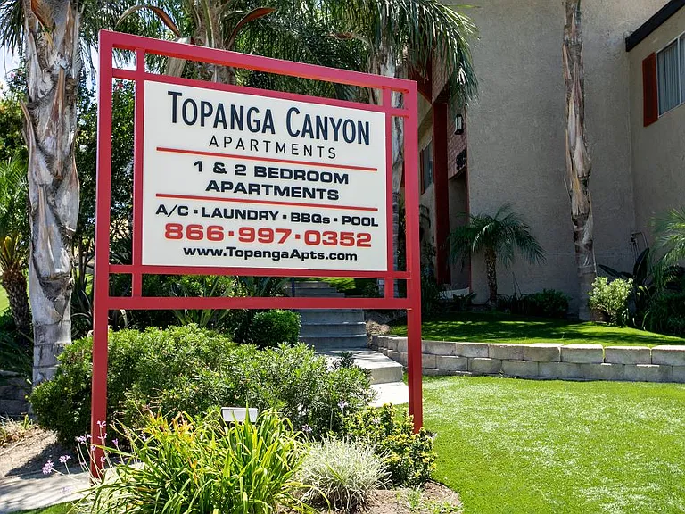 Topanga Canyon Apartments — Photo 37