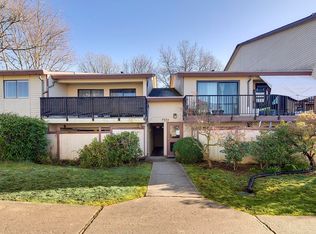 7551 Humphries Ct #5, Burnaby, BC