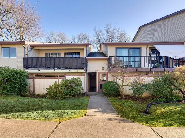 7551 Humphries Ct #5, Burnaby, BC V3N 4K9