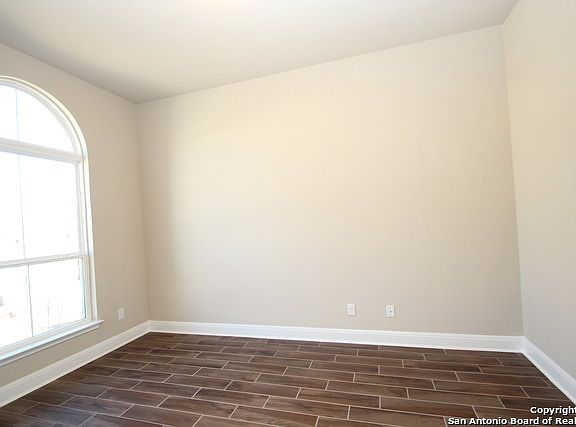 3rd image of 5635 Calaveras Way