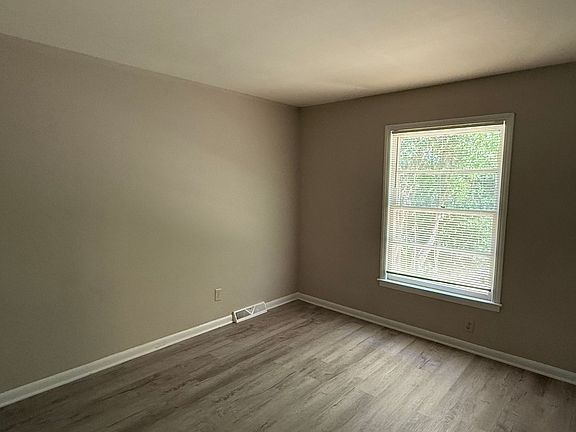 3rd image of 524 Echodale Dr