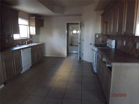 2nd image of 3713 Tierra Isela