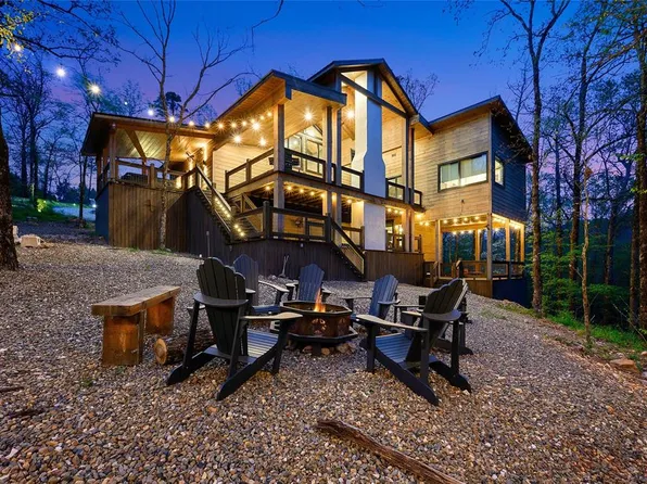 816 S Eagle Mountain Trl, Broken Bow, OK 74728