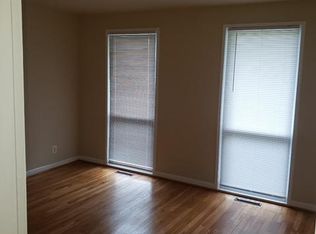 800 3rd St SW APT 2, Washington, DC 20024