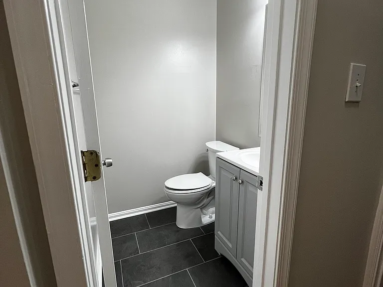 21379 Fultonham Cir — Photo 7